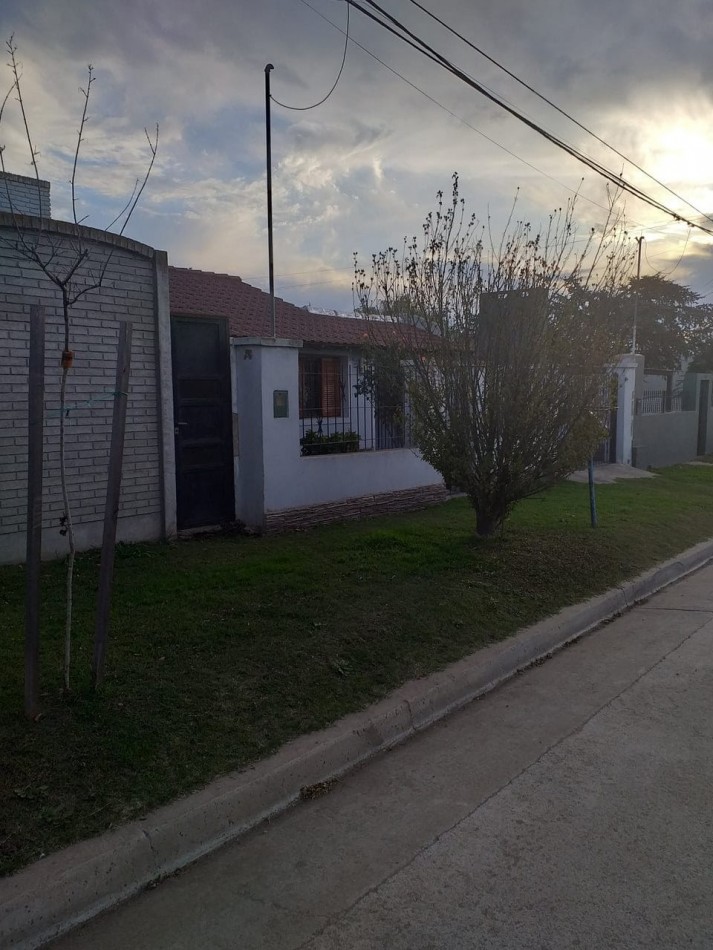 Foto Casa en Venta en Tandil, Buenos Aires - U$D 95.000 - pix1183401299 - BienesOnLine
